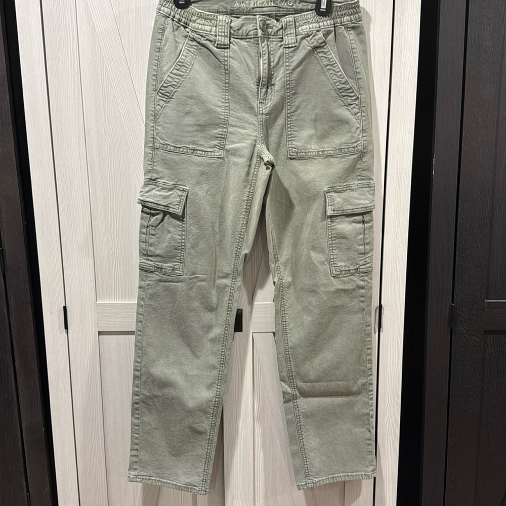 American Eagle cargo pants